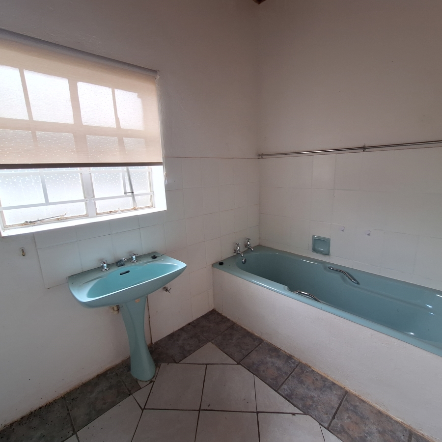 3 Bedroom Property for Sale in Metsimaholo Free State
